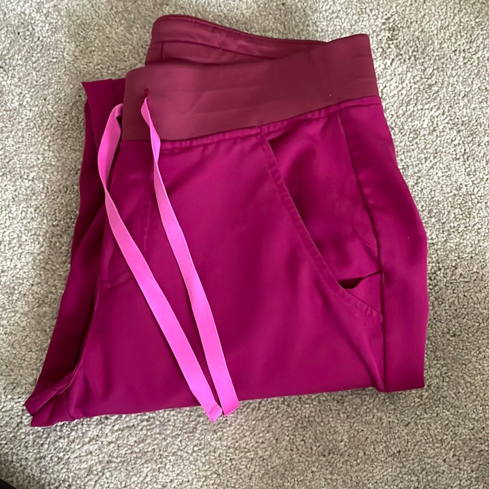 Figs Magenta XS tall zamora regular waist!